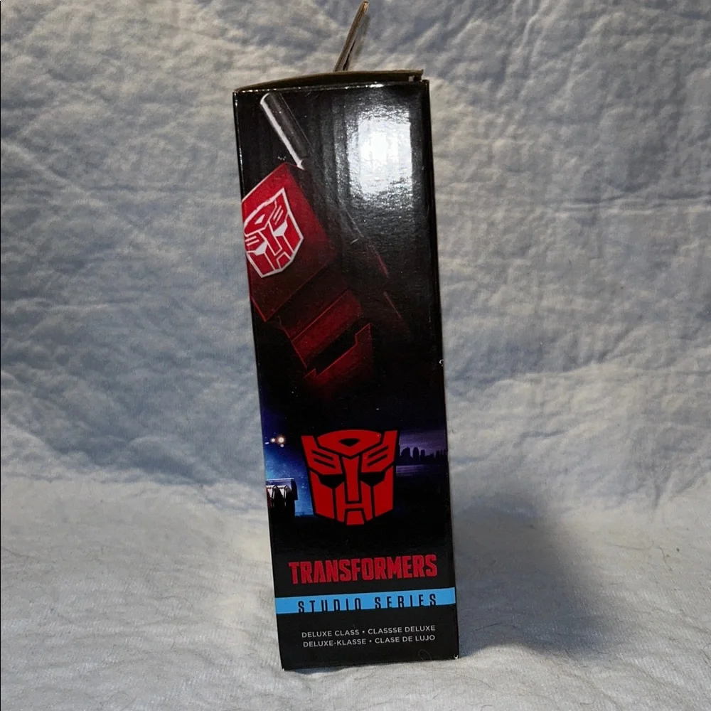 Transformers Studio Series Deluxe Class Optimus Prime Transformers: Devastation